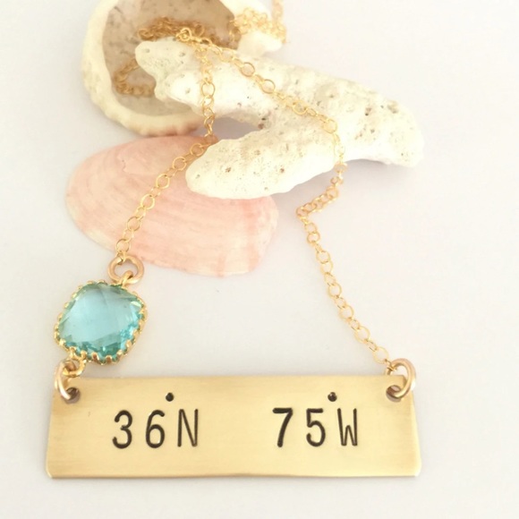 All Washed Up Coordinate Pendant Necklace - Picture 4 of 4